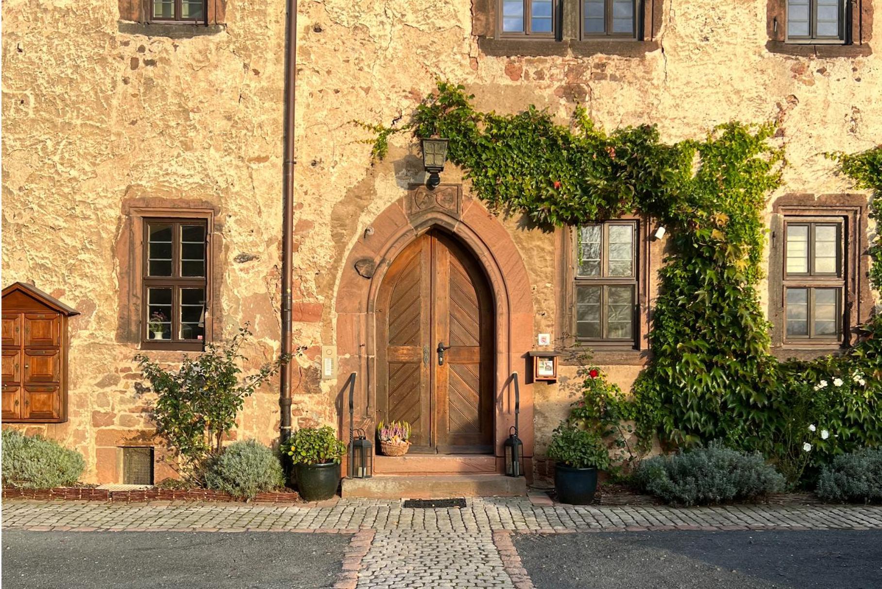 Alte Foersterei - Elegantes Apartment In Der Historischen Hinterburg Schlitz - Nahe Fulda Und Bad Hersfeld Екстериор снимка